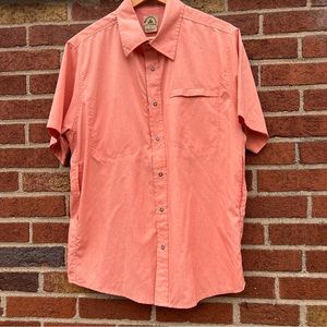Excurzion Mens Vented Fishing Short Sleeve Shirt Peach Orange Nylon Size Medium